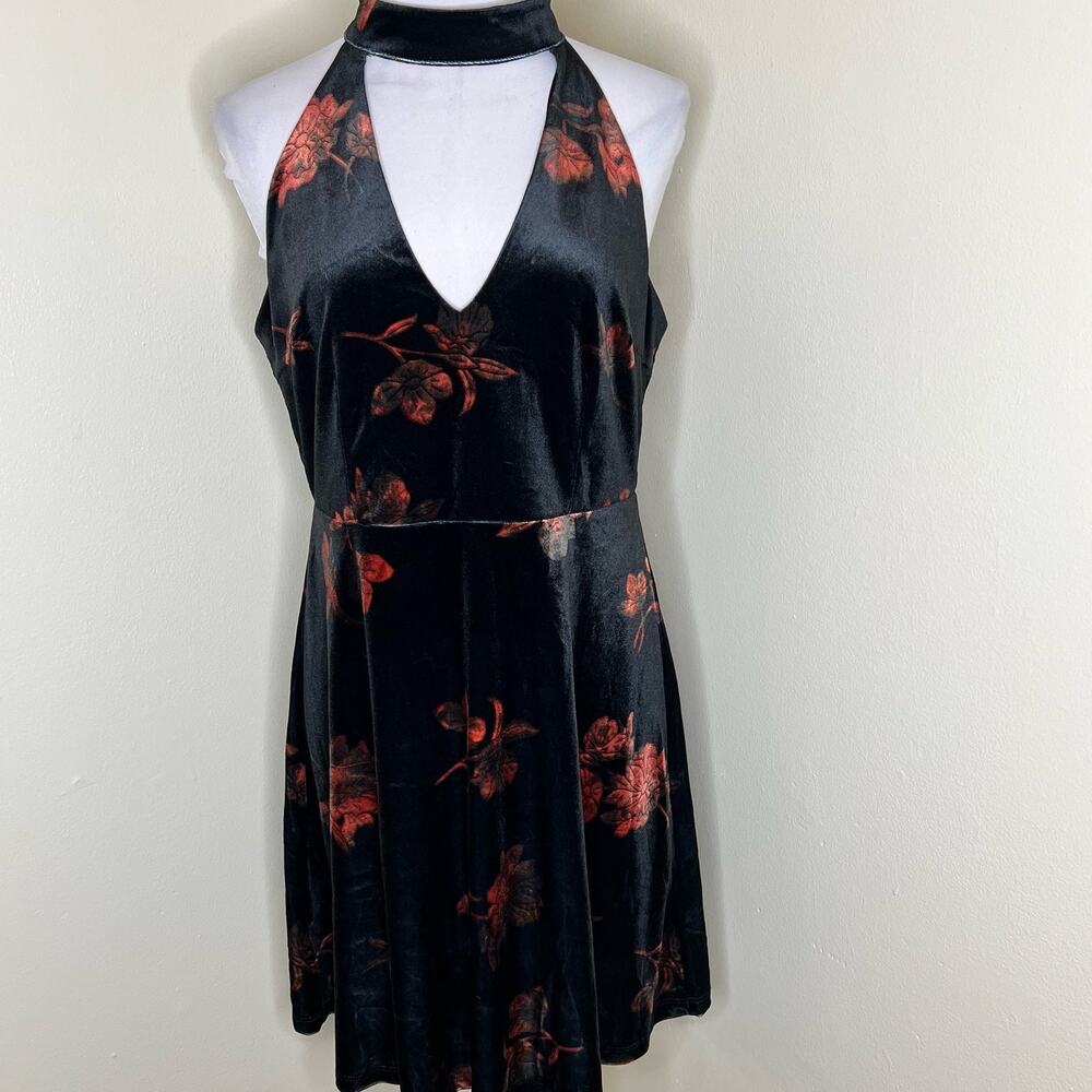 VENUS Dress Large Black Velvet Cutout Choker V-Neck Plunge Floral Mini Halter - Picture 2 of 8